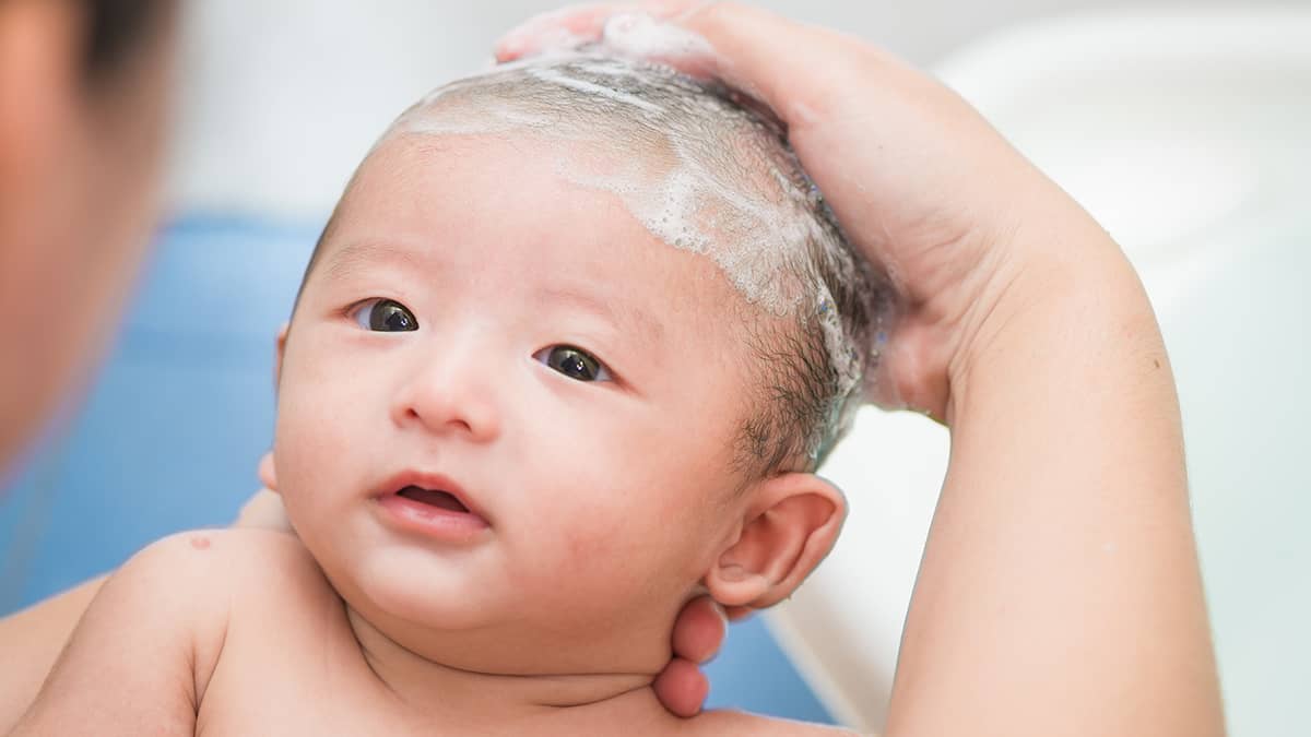 Massage Tắm Bé Tại Nhà